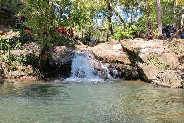 Launching objek wisata Nek Riapm di Kecamatan Samalantan